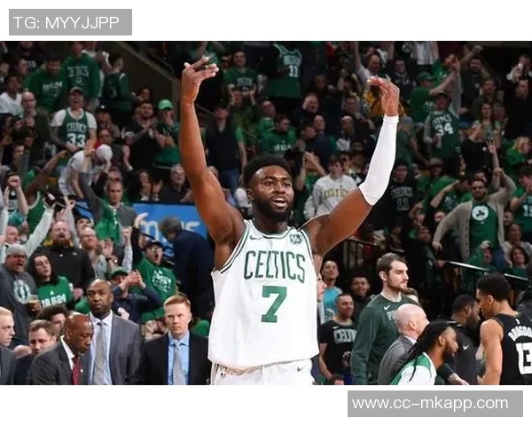 阿里纳斯承认曾嘲笑杰伦布朗左手运控现已大为改观